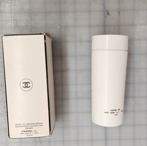 RARE Vintage CHANEL No 5 Bath Powder 6 oz NIB - Picture 4 of 4